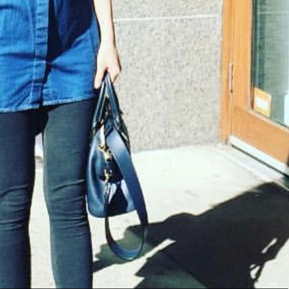 Chloe Bailey Bag - Picture 2 of 8